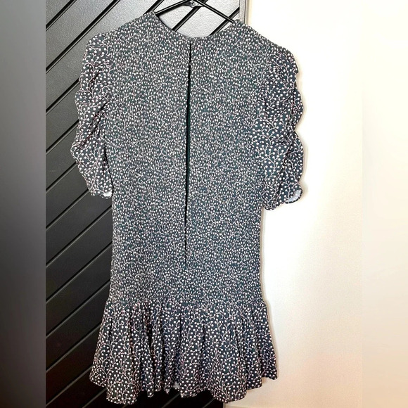 French connection dress. size S. Worn only once. Very flattering dress. - Picture 3 of 5